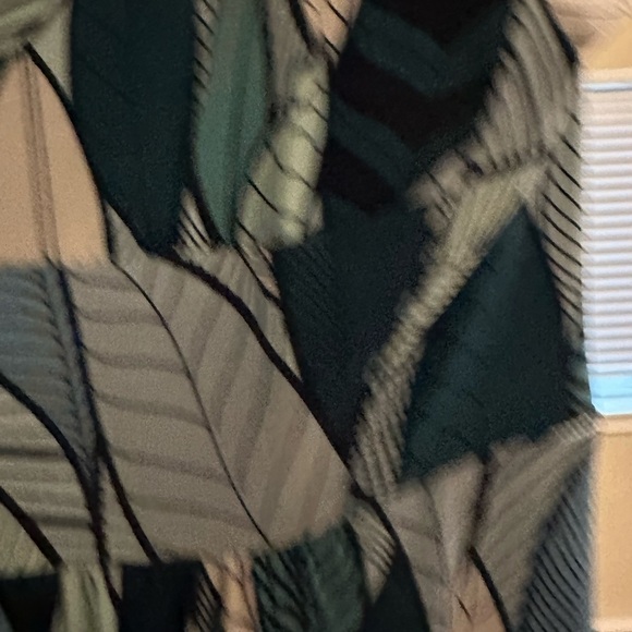 Blue and Green Leaf Print Maxi Dress - Picture 6 of 6
